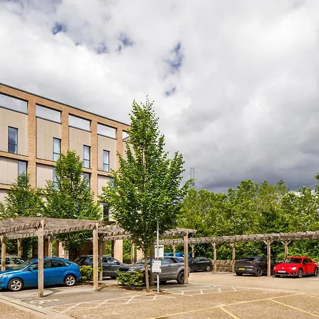 Holiday Inn Express London - Excel By Ihg-2