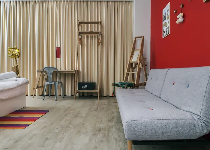 The Corner London City